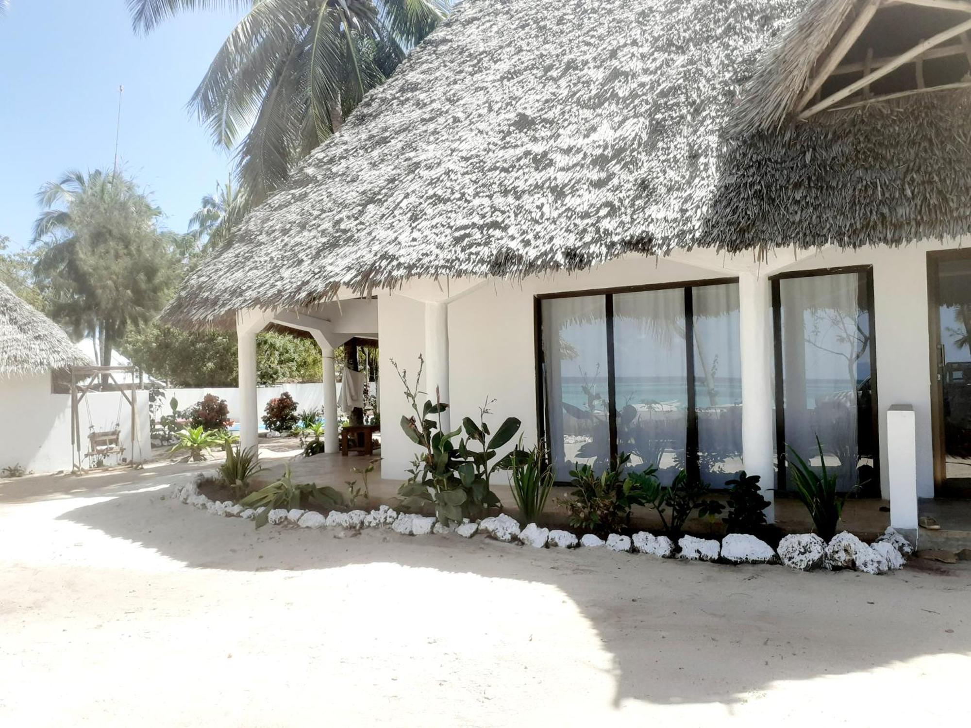 ホテル Maua Beach キジカジ エクステリア 写真