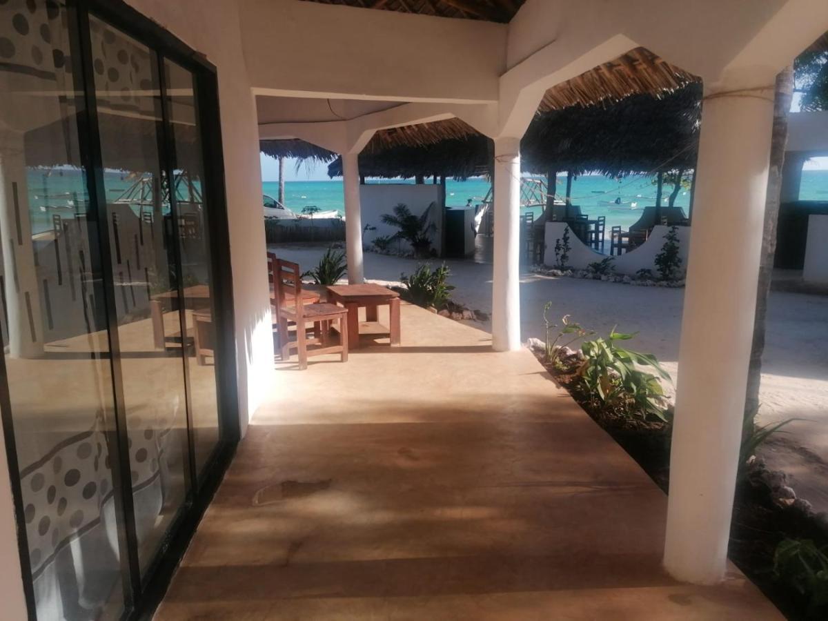 ホテル Maua Beach キジカジ エクステリア 写真