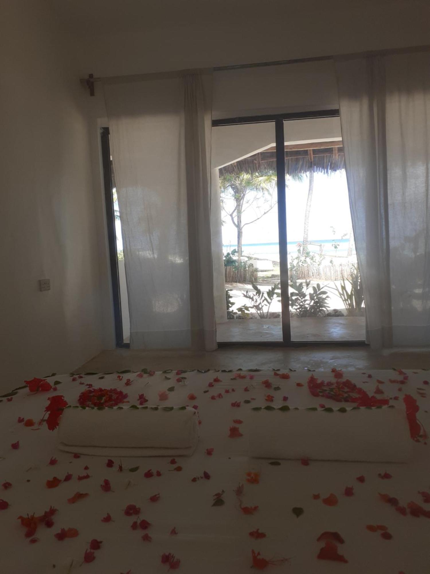 ホテル Maua Beach キジカジ 部屋 写真